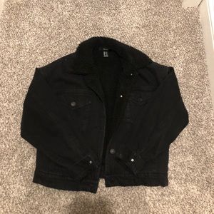 super cute jean jacket !